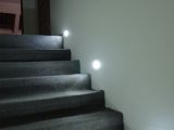 rodzaje oświetlenia schodowego, modne oświetlenie schodów