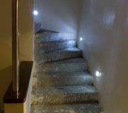 oświetlenie led schodów