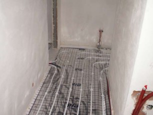 podlogowla łazienka poddasze