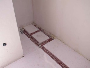 lazienka poddasze wc rury wodne