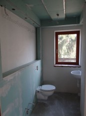 efektowna zabudowa geberita, stelaża wc