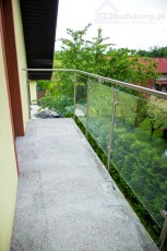 Balustrady balkonowe szklane