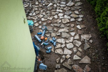 gruz betonowy pierwsza warstwa utwardzenia podjazdu