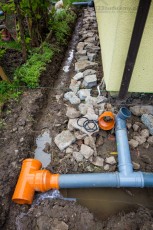 odwodnienie liniowe przed bramą garażową, woda opadowa z podjazdu