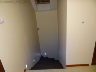 moja instalacja oświetlenia schodów na klatce schodowej