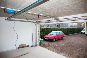 jak zamontować bramę garażową