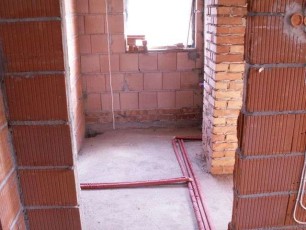 instalacja wodno kanalizacyjna w domu jednorodzinnym