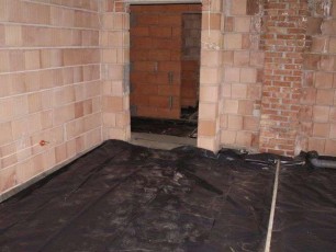 parter hydroizolacja podłogi dysperbitem