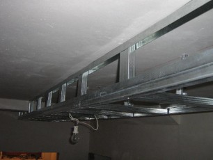 Sufit podwieszany to niezastąpiony element zabudowy wnętrz