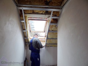 obróbka okna dachowego sufit podwieszany