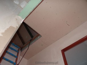 schodki na strych wykończenie