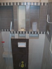 przed przyklejeniem lustra