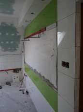 wykończenia łazienki, flizowanie ścian płytki ceramiczne tubądzin