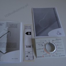 W zestawie instrukcja w języku polskim, naklejka z tłumaczeniem polskim