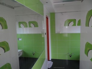 fakty i mity bateria termostatyczna, syfon do brodzika, podświetlenie brodzika i wanny