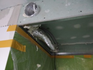 zabudowa rury spiro pod prysznicem, we wnęce prysznicowej w łaziece