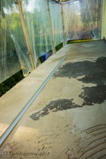 wyrównywanie powierzchni betony klejem