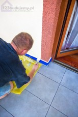 prace wykończeniowe na balkonie