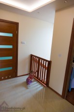 poddasze schody drewniane , schody betonowe, schody drewniane zabiegowe, obłożenie drewnem