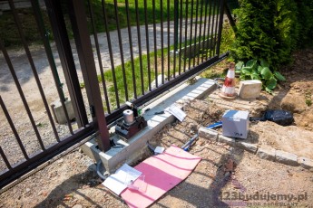 brama przesuwna faac