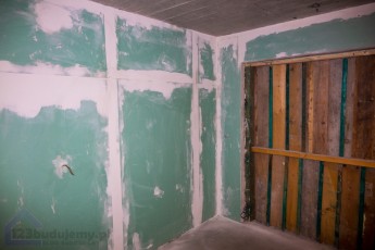 garaz suche tynki płyty na kleju