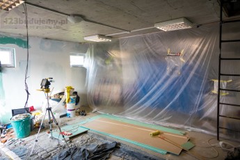 wykończenie garażu tynki wylewka malowanie