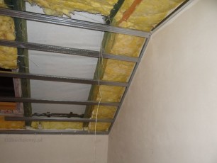 stelaż, ocieplenie poddasza wełna mineralna isover