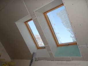 podwójne okna dachowe, zabudowa poddasza, sufit podwieszany