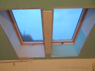 okno dachowe sufit podwieszany, stelaż profile okna dachowe