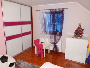 aranżacja pokoju córki