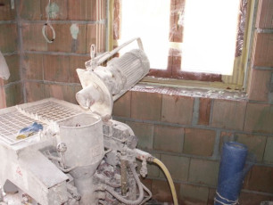 maszyna do tynku gipsowego