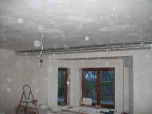 obniżany sufit dwu poziomowy z oświetleniem led