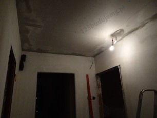 zabudowa poddasze sufit podwieszany z płyt kartonowo-gipsowych