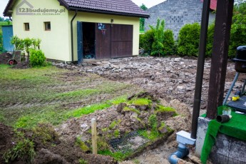 utwardzenie gruzem podjazdu przed garażem