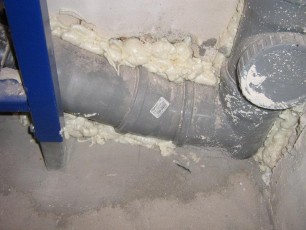 Rura kanalizacyjna z geberita