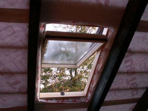 montaż okna dachowego