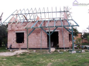 konstrukcja zadaszenia nad tarasem