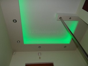 jak wykonać półkę z regipsu i ją oświetlić