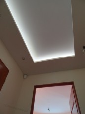 sufit napinany podświetlanie taśma led