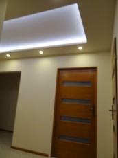 konstrukcja z płyt kg na suficie, nowoczesny sufit