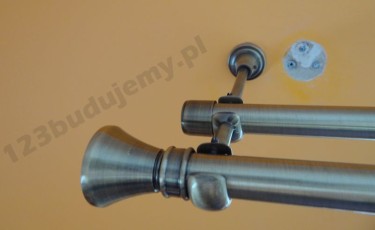 uchwyt do karnisza, dwie rurki podwójny uchwyt