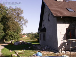 wykończenie elewacji klejem