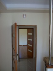 widok z holu na salon