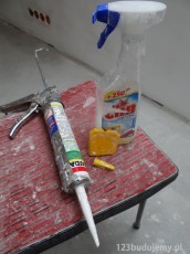 akryl i kształtka do akrylu, płyn do naczyń w spryskiwaczu