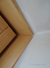 akryl zapobiegnie pękaniu w łączeniach i w narożnikach