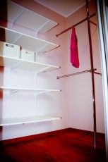 zabudowa garderoby krok po kroko