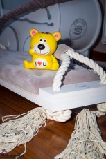 artearia drewnia dizajnerska huśtawka do wnętrz