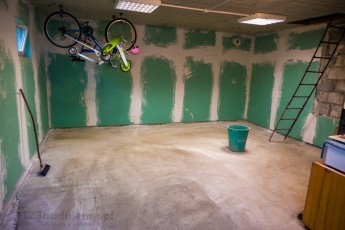 suchetynki w garażu nieocieplanym