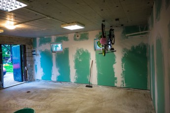 wykonczeniowka w garażu