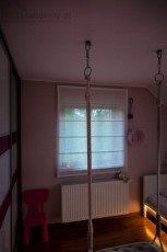 rolety rzymskie w oknach